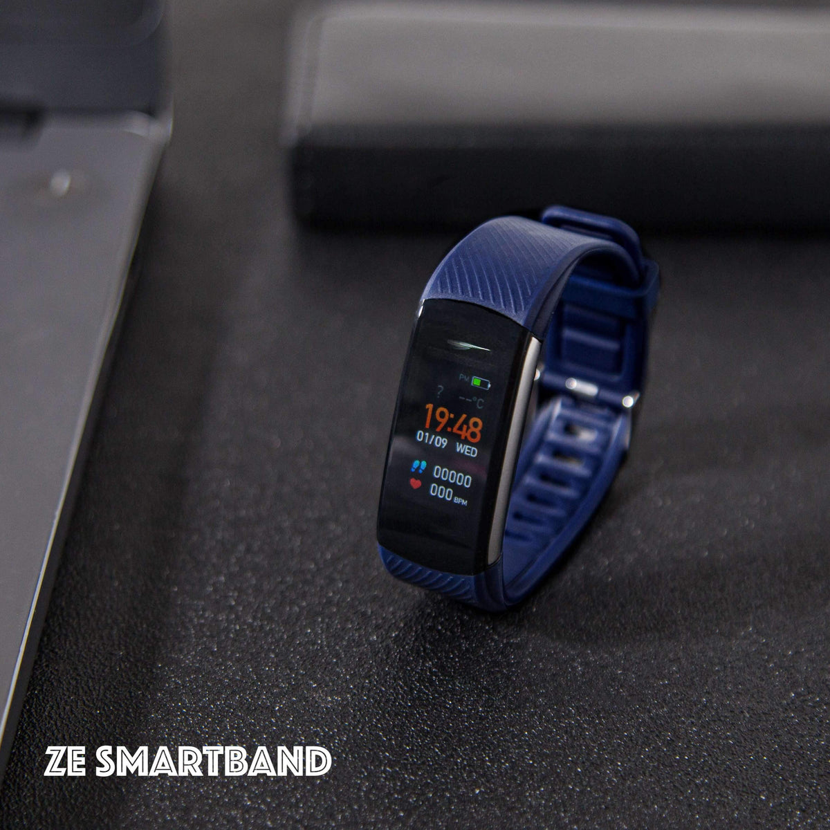 ZE Unique Smart Band with Body Temperature Monitoring - ZE Technology